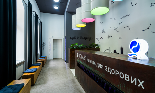 Рецепция клиники SQ LAB, Киев, Украина